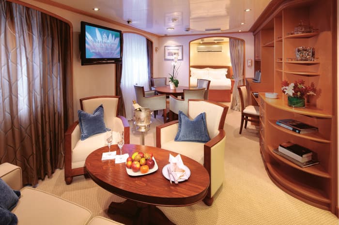 SeaDream Yacht Club Accommodation Admiral Suite 1.jpg